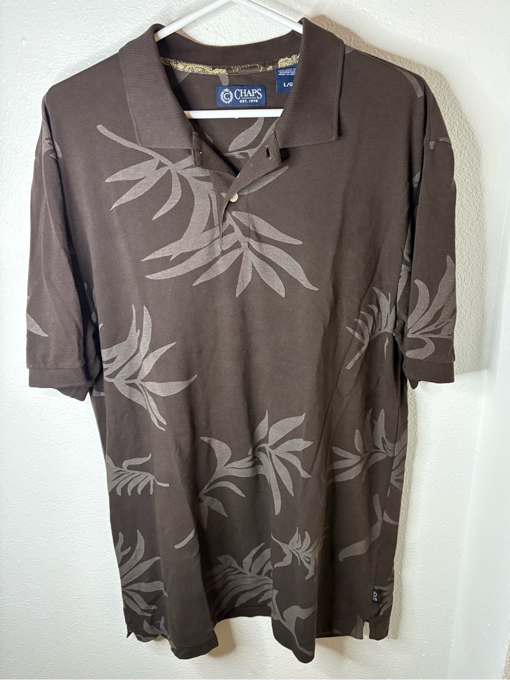 Chaps Men’s Brown Tropical-Print Polo Shirt